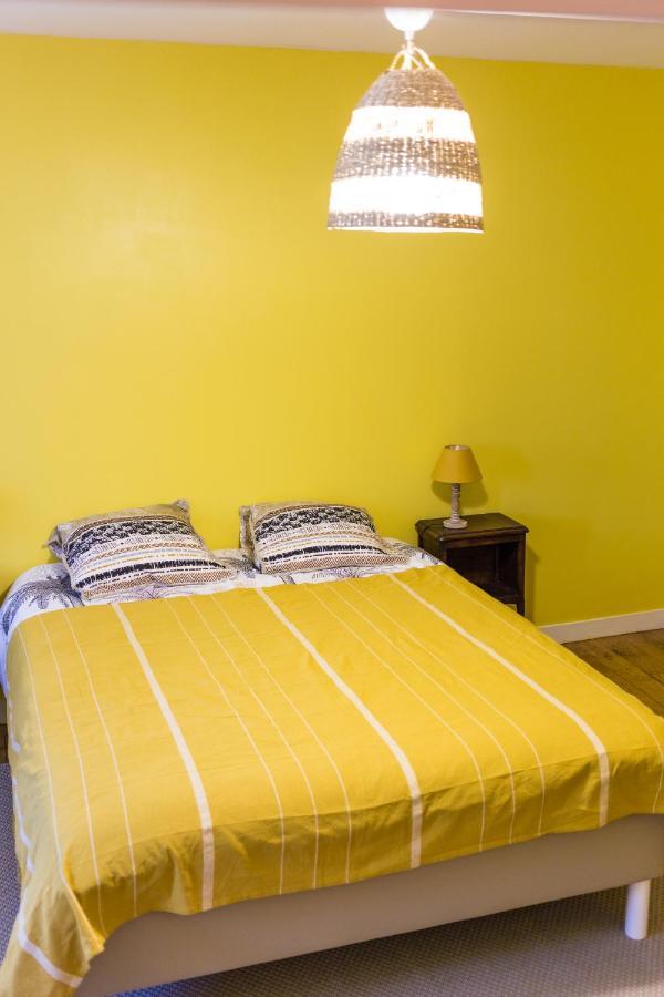 Bed and Breakfast La tour cachée Mortain-Bocage Esterno foto